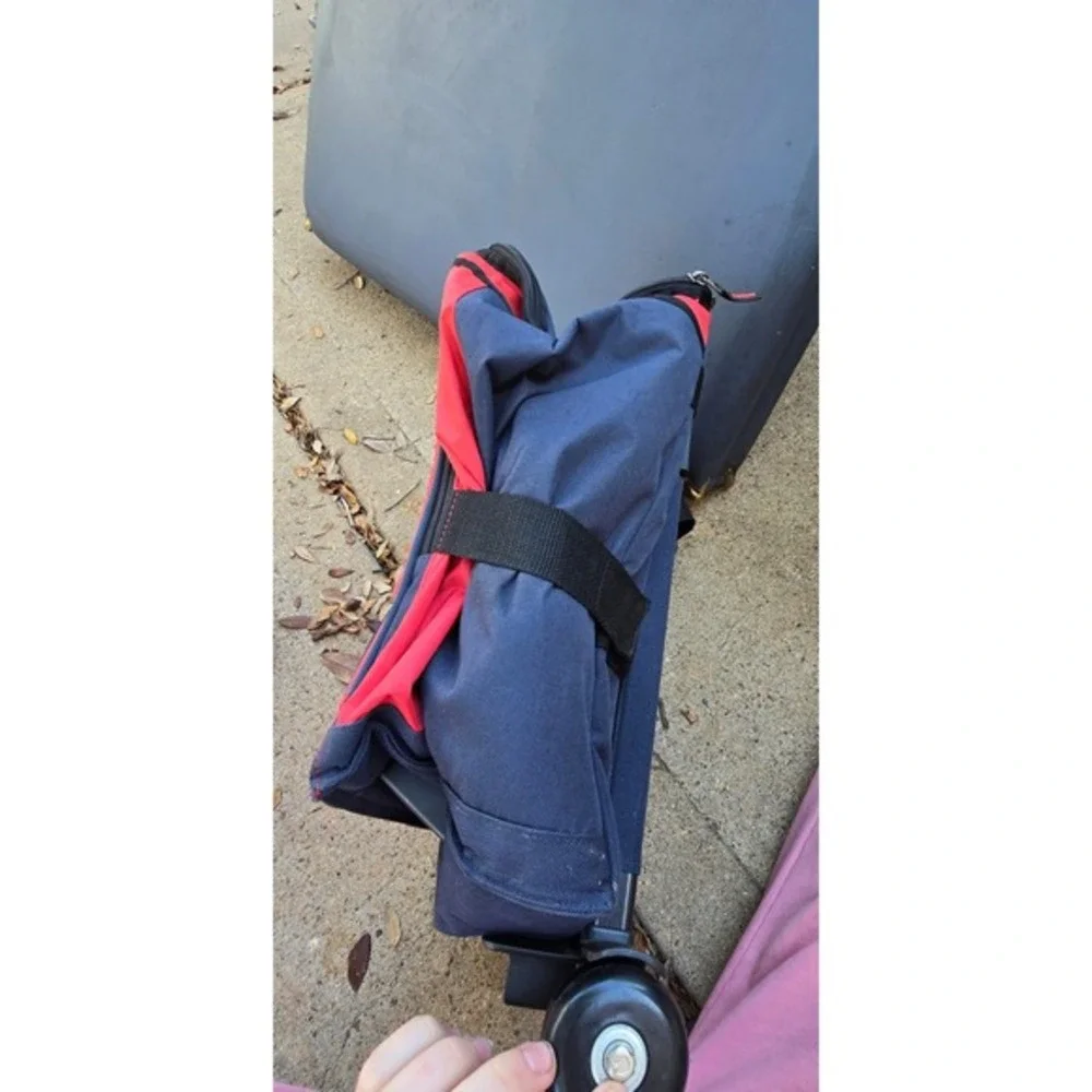 Polar Jacket‎ Rolling cooler Bag Navy Red Ripstop Nylon Wheels Medium  Utility
